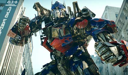 Η νέα ταινία Transformers βρήκε τον συγγραφέα της