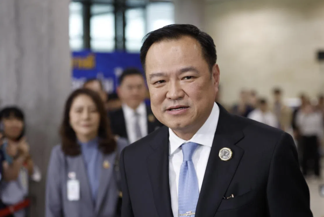 Ο πρωθυπουργός της Ταϊλάνδης Anutin σφίγγει την εξουσία μετά την αποφασιστική εκλογική νίκη