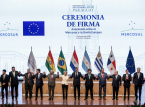 &Eta; &Epsilon;&Epsilon; &kappa;&alpha;&iota; &eta; Mercosur &sigma;&phi;&rho;&alpha;&gamma;ί&zeta;&omicron;&upsilon;&nu; &mu;&iota;&alpha; &epsilon;&mu;&pi;&omicron;&rho;&iota;&kappa;ή &sigma;&upsilon;&mu;&phi;&omega;&nu;ί&alpha; &omicron;&rho;ό&sigma;&eta;&mu;&omicron; &mu;&epsilon;&tau;ά &alpha;&pi;ό 25 &chi;&rho;ό&nu;&iota;&alpha; &sigma;&upsilon;&nu;&omicron;&mu;&iota;&lambda;&iota;ώ&nu;