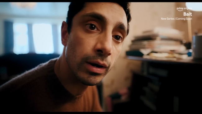 Το Prime Video's Bait βλέπει ξεκαρδιστικά έναν άνδρα να καταρρέει καθώς κάνει μια οντισιόν για να παίξει τον Τζέιμς Μποντ