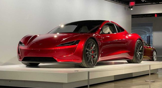 Ο Elon Musk ισχυρίζεται ότι το Tesla Roadster θα είναι σε θέση να κάνει 0-60 μίλια / ώρα σε λιγότερο από ένα δευτερόλεπτο
