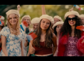 Miranda Cosgrove πρωτοσέλιδα Netflix Bachelor-like rom-com